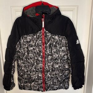 EUC Boys ZeroXposur Camouflage Hooded Puffer Jacket with Red Accents